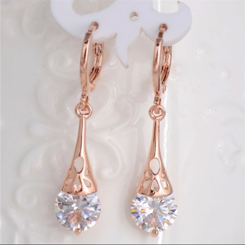NEW!💙💎PRETTY ROSE💗💛GOLDEN CZ DROPS!💎💙ELEGANT - Picture 1 of 8